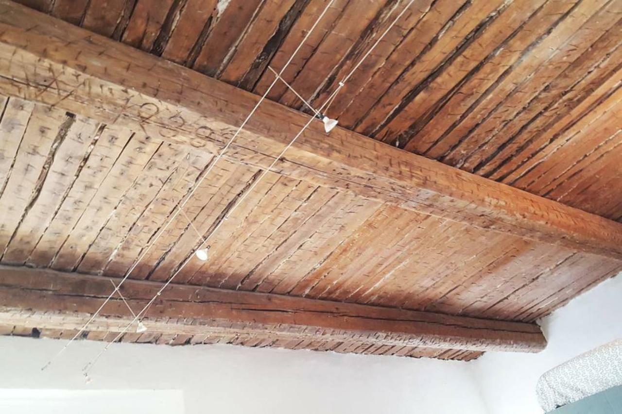GregBnb-com - Filet suspendu ! - PARKING INCLUS - CLIMATISÉ - WIFI -15min Gare Tolone Esterno foto