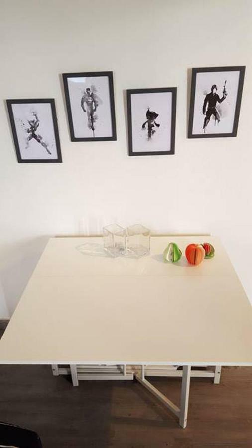 GregBnb-com - Filet suspendu ! - PARKING INCLUS - CLIMATISÉ - WIFI -15min Gare Tolone Esterno foto