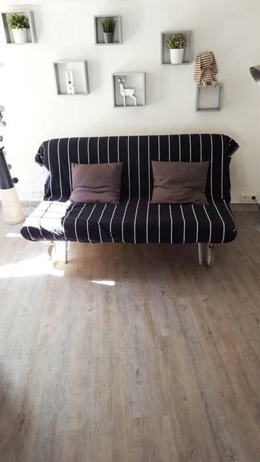 GregBnb-com - Filet suspendu ! - PARKING INCLUS - CLIMATISÉ - WIFI -15min Gare Tolone Esterno foto